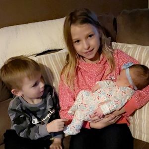 Meet your Posher, Angie